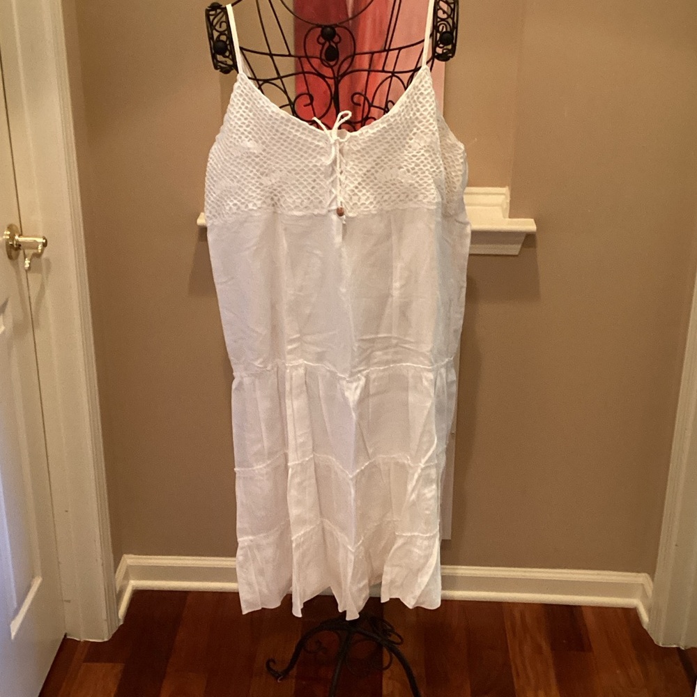 White Sleeveless Dress. When you’re s to that warm place.